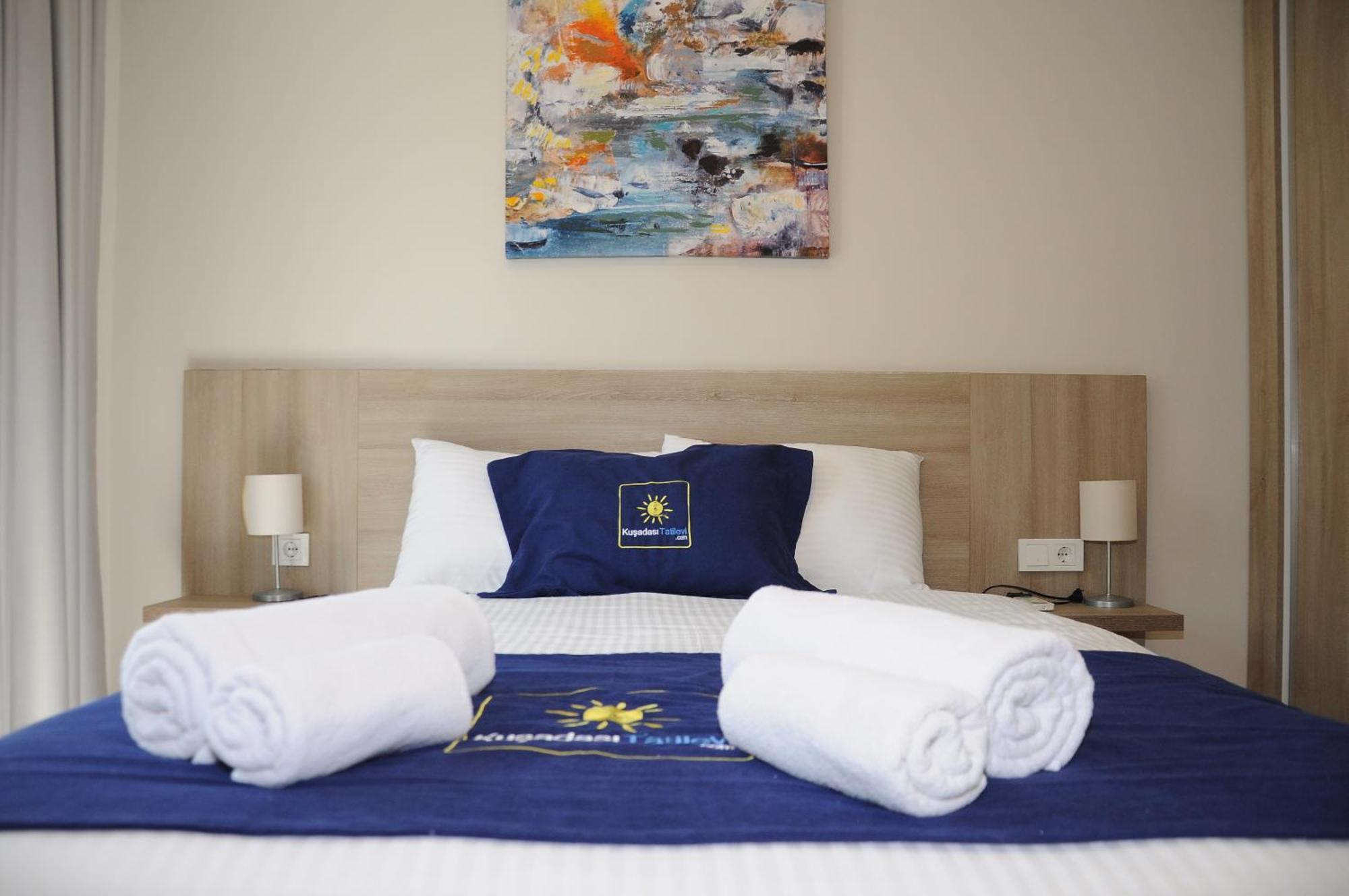Lavender Residence คูซาดาซี ภายนอก รูปภาพ