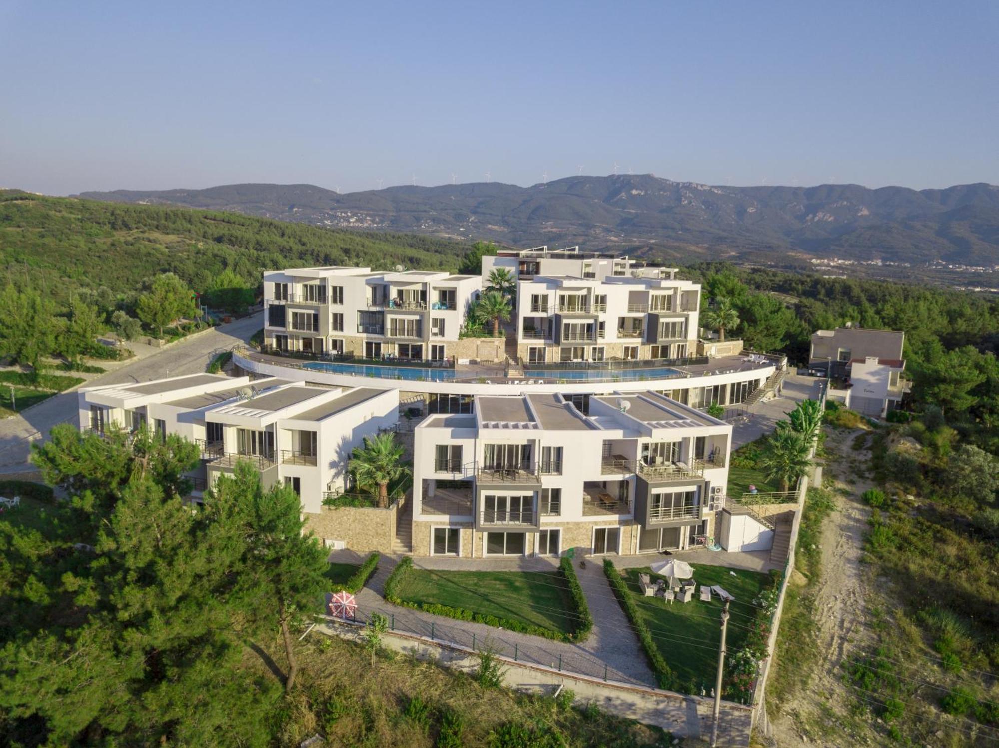 Lavender Residence คูซาดาซี ภายนอก รูปภาพ