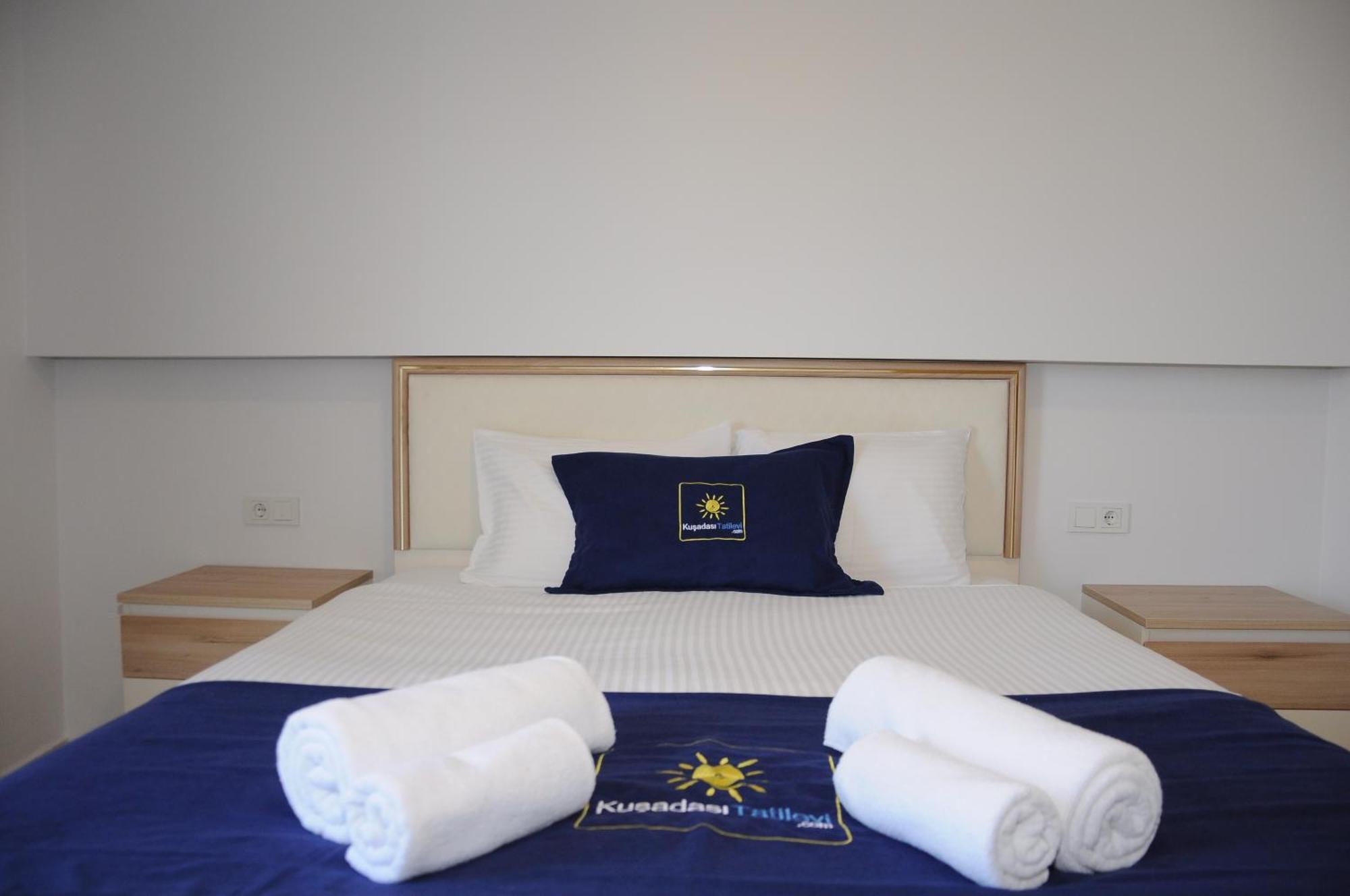 Lavender Residence คูซาดาซี ภายนอก รูปภาพ