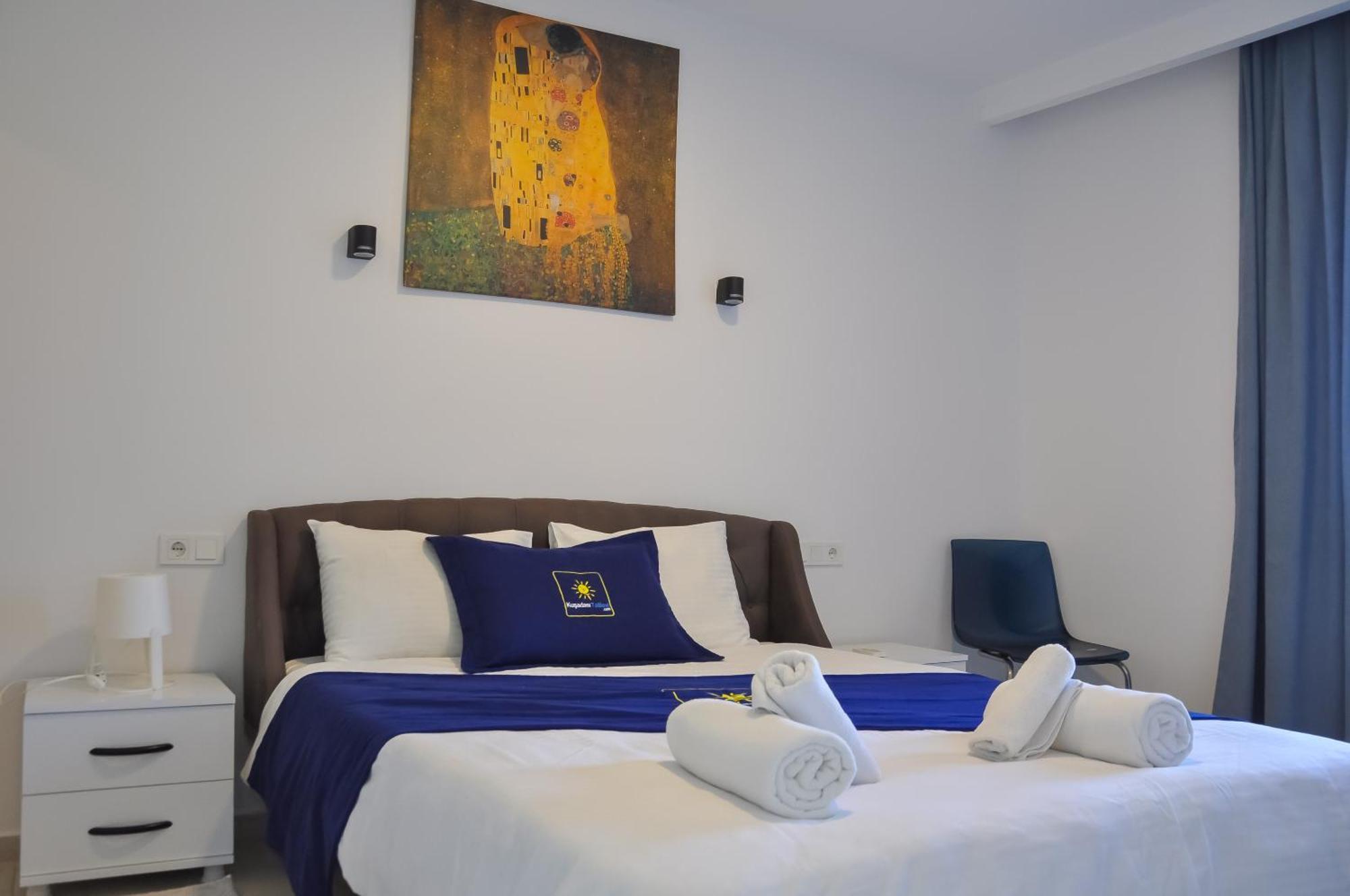Lavender Residence คูซาดาซี ภายนอก รูปภาพ