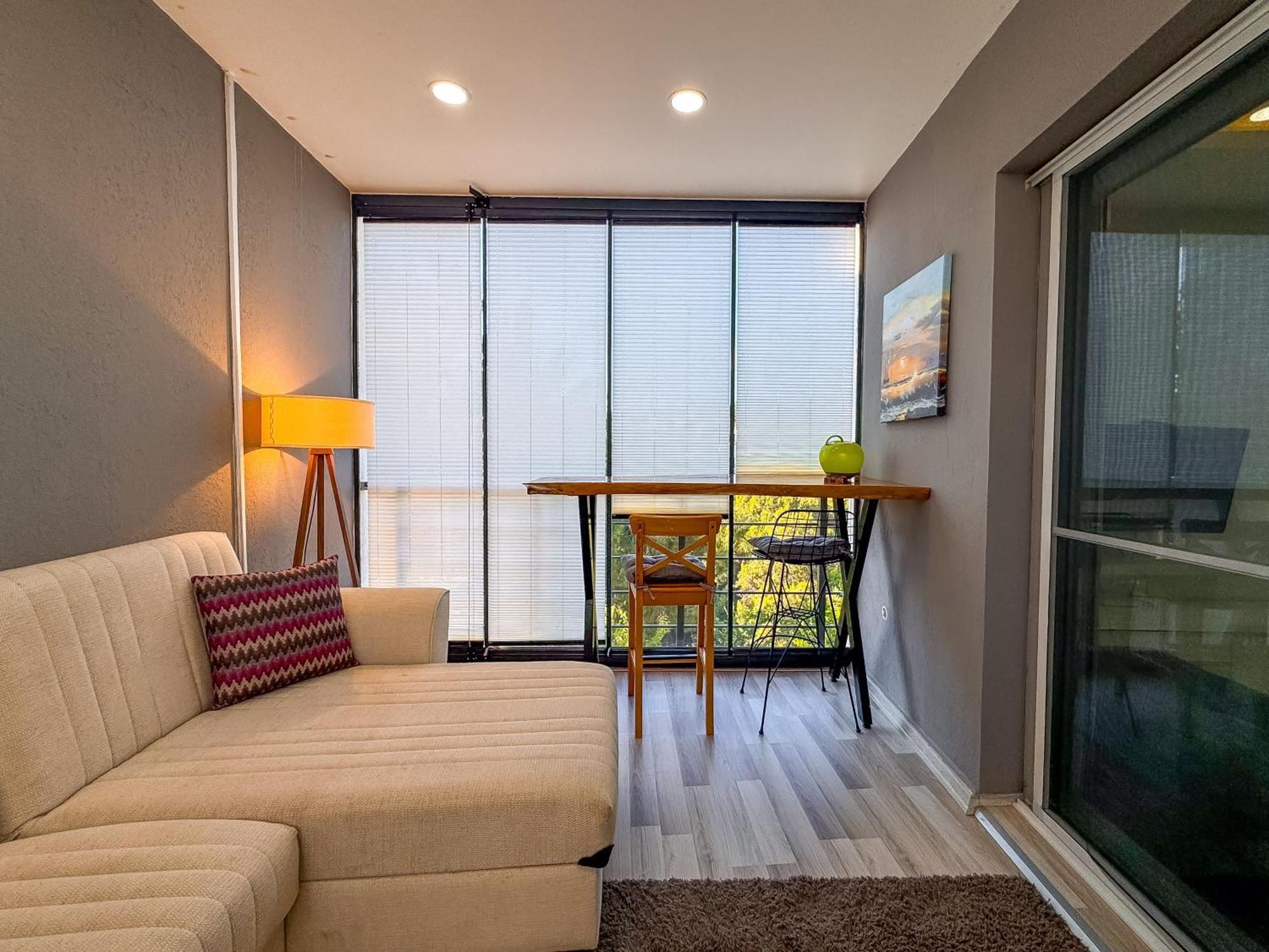Lavender Residence คูซาดาซี ภายนอก รูปภาพ